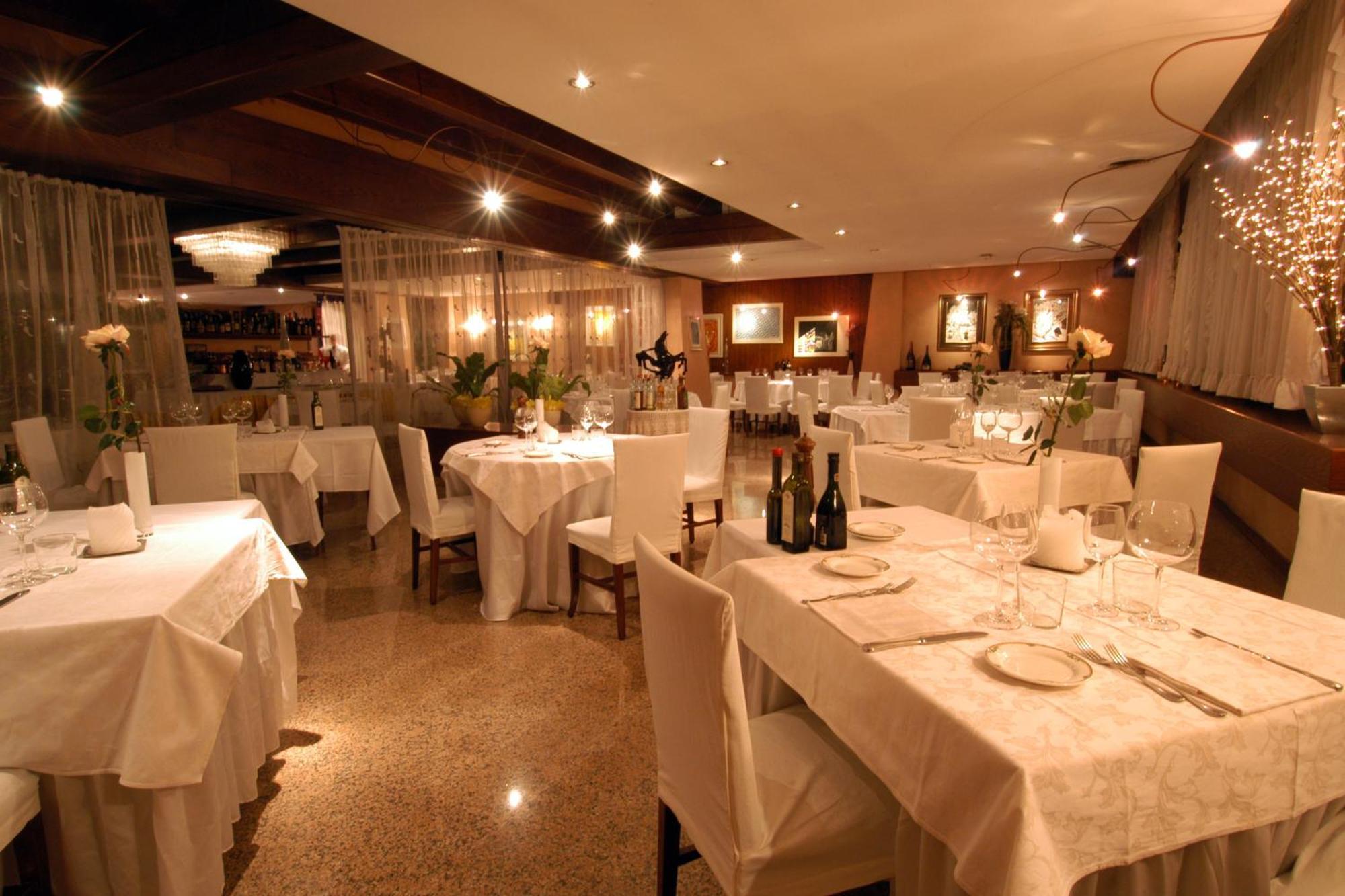 Hotel Posta 77 San Giorgio In Bosco Ngoại thất bức ảnh