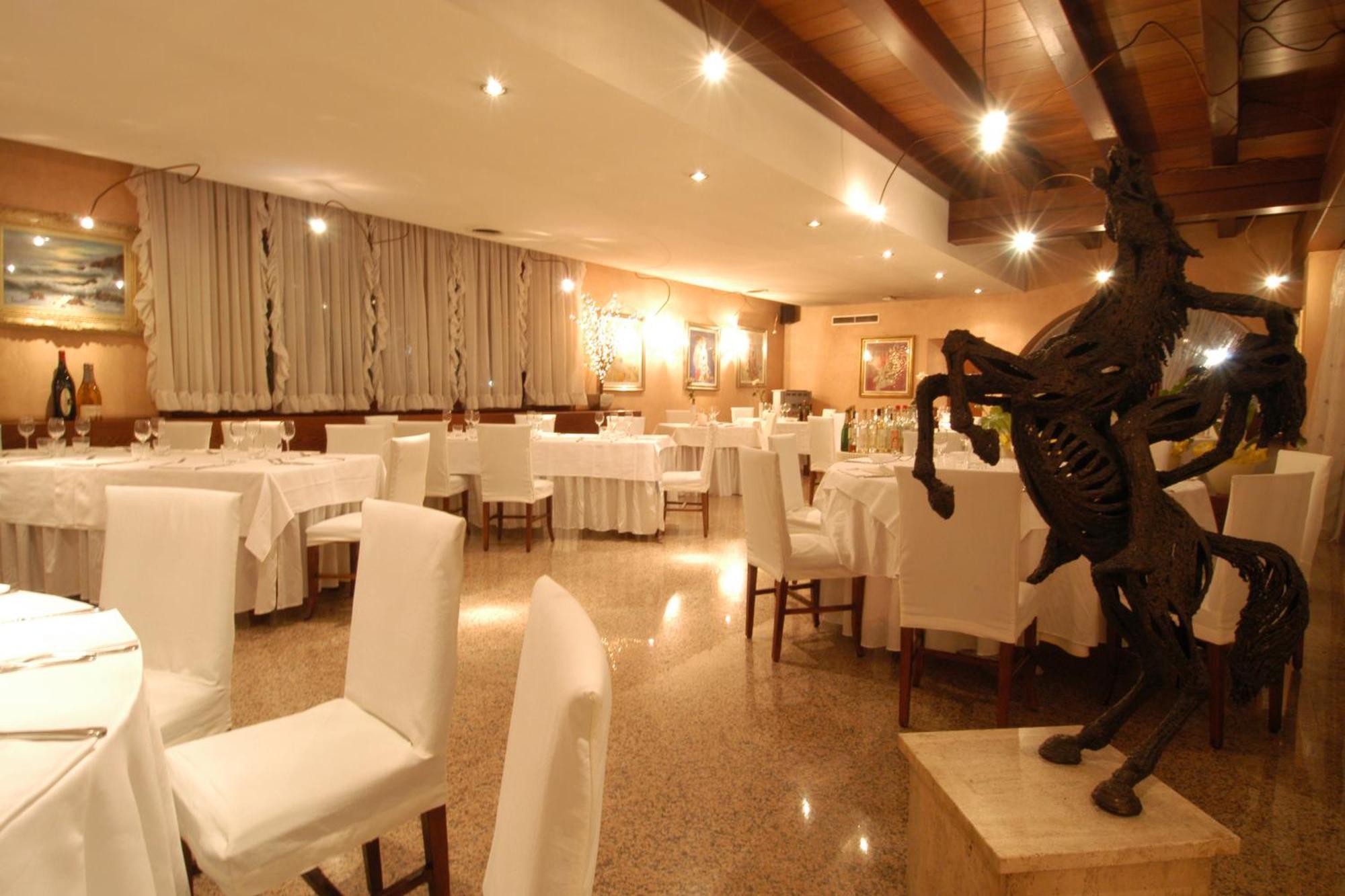 Hotel Posta 77 San Giorgio In Bosco Ngoại thất bức ảnh