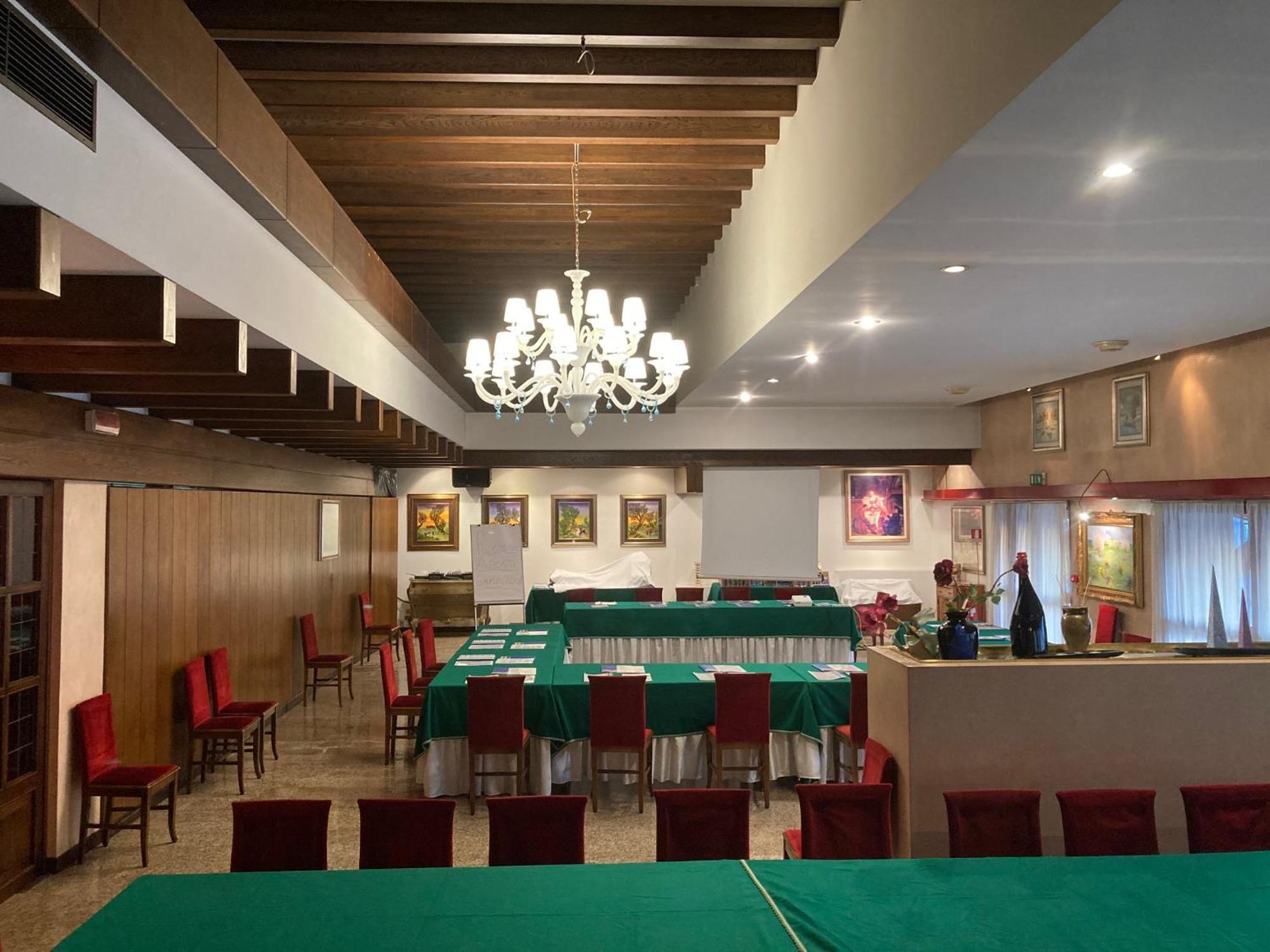 Hotel Posta 77 San Giorgio In Bosco Ngoại thất bức ảnh